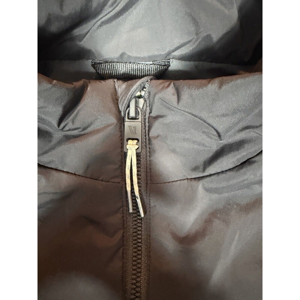 Vuori Echo Insulated 2.0 Primaloft Puffer Jacket Size Small - Picture 5 of 12